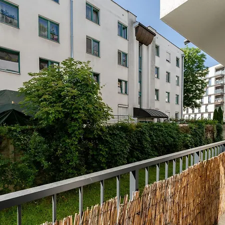 Apartment Riverside Comfort By Bookinghost *
