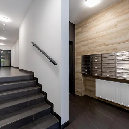 Riverside Comfort By Bookinghost Apartmán *